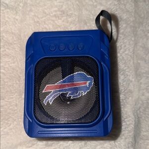 New Bills Portable Bluetooth Speaker